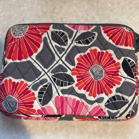 Vera Bradley Pink and Gray Floral laptop bag - Picture 3 of 6